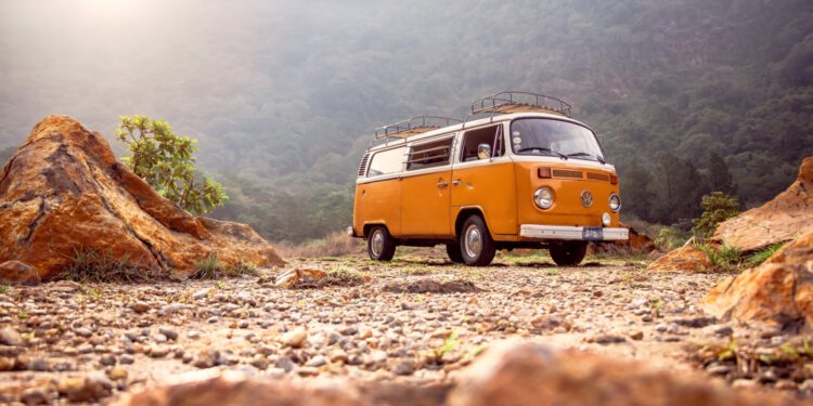 VW Kleinbus – vom Hippie-Kultmobil zum Hybrid-Multivan