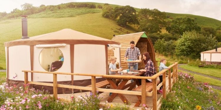 Glamping - Ein Hauch von Luxus auf dem Campingplatz
