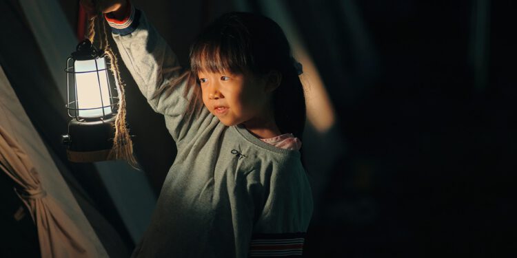 Campen mit Kindern – Im eigenen Garten übernachten