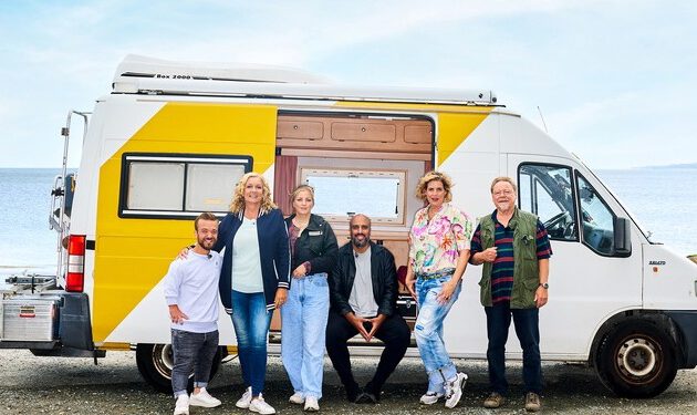 Bettina Tietjen auf großem Camping-Abenteuertrip von Nord nach Süd - mit sechs Prominenten und drei Wohnmobilen